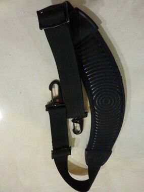 Swiss Gear Padded Shoulder Strap Metal Clip Clasps Messenger Laptop Carry Bag